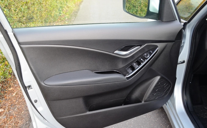 Hyundai ix20 cena 35900 przebieg: 80000, rok produkcji 2010 z Niepołomice małe 277